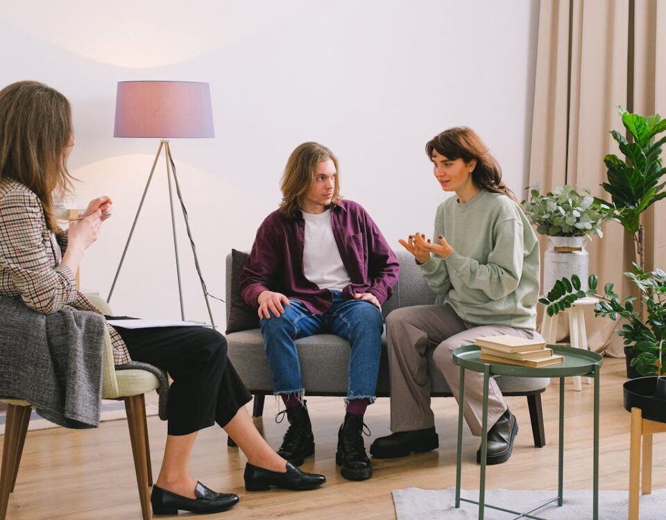 Como conversar com um filho viciado em drogas? conversando com filho viciado em drogas