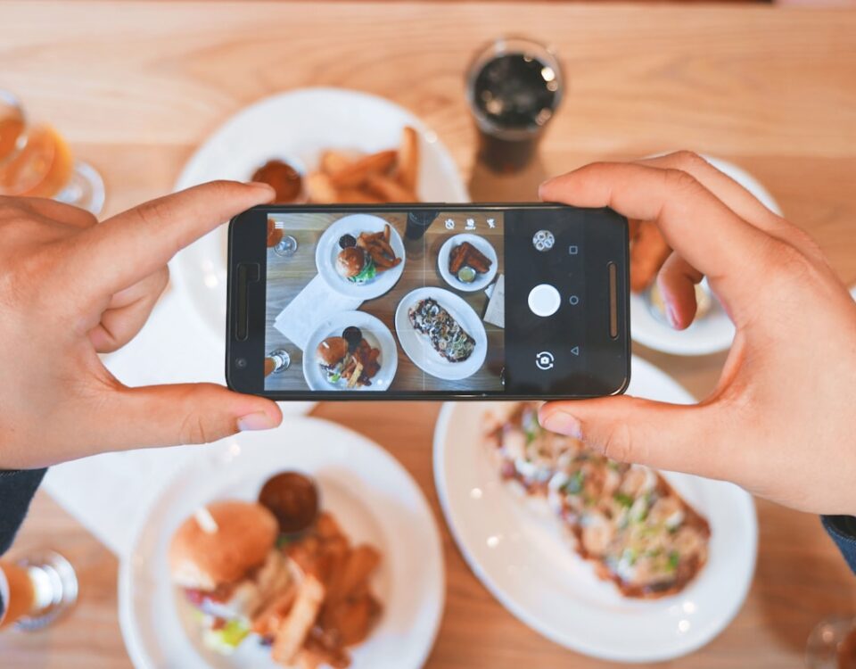 Reels e AR: Como a realidade aumentada está transformando o Instagram Reels e AR: Como a realidade aumentada está transformando o Instagram