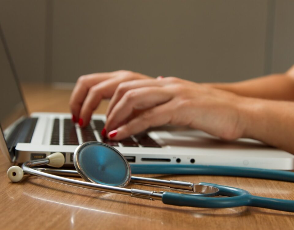 Como a telerradiologia está melhorando o bem-estar em casa Como a telerradiologia está melhorando o bem-estar em casa