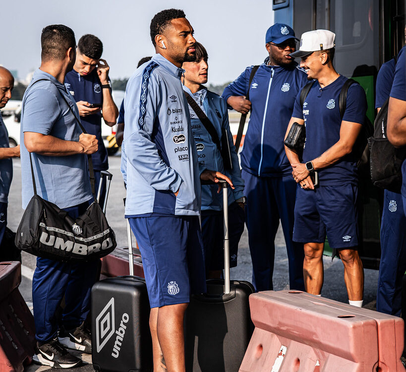 Saúde mental no futebol: O que o Santos faz para apoiar seus jogadores? Foto: Raul Baretta / Santos FC
