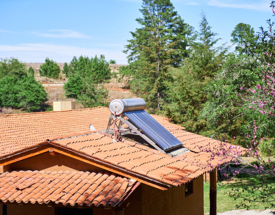 Água aquecida com energia limpa: o que é o aquecimento solar térmico? Água aquecida com energia limpa: o que é o aquecimento solar térmico?