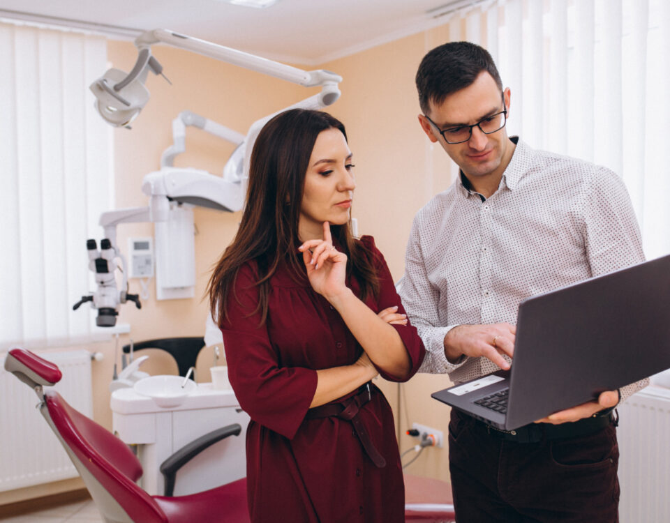 Site para dentista: como atrair pacientes com design certo Site para dentista: como atrair pacientes com design certo