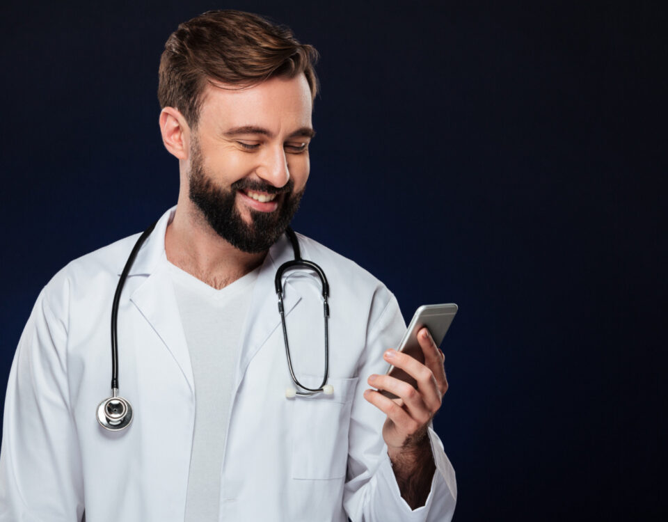RCS e o setor de saúde: como garantir comunicação segura e eficaz com pacientes RCS e o setor de saúde: como garantir comunicação segura e eficaz com pacientes