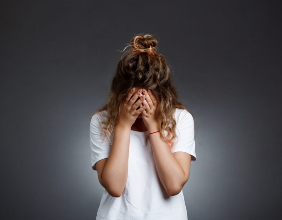 Crises de ansiedade recorrentes: quando é hora de buscar terapia ou ajuda profissional? Crises de ansiedade recorrentes: quando é hora de buscar terapia ou ajuda profissional?