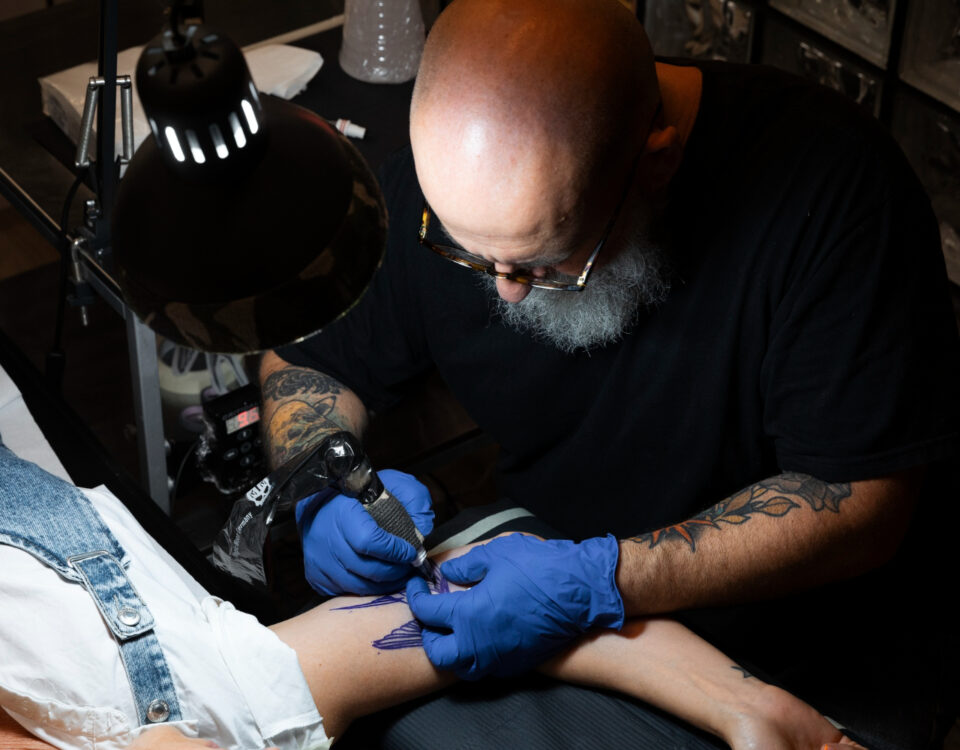 Tatuagem e saúde: o que saber antes de fazer a sua Tatuagem e saúde: o que saber antes de fazer a sua