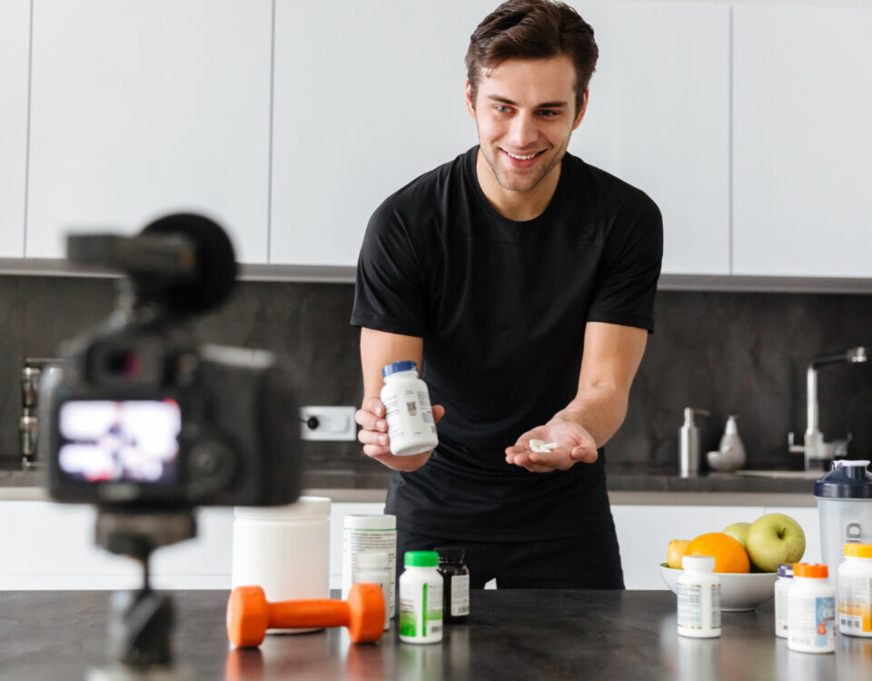 Por que tantos blogs indicam suplementos e cursos fitness? Por que tantos blogs indicam suplementos e cursos fitness?