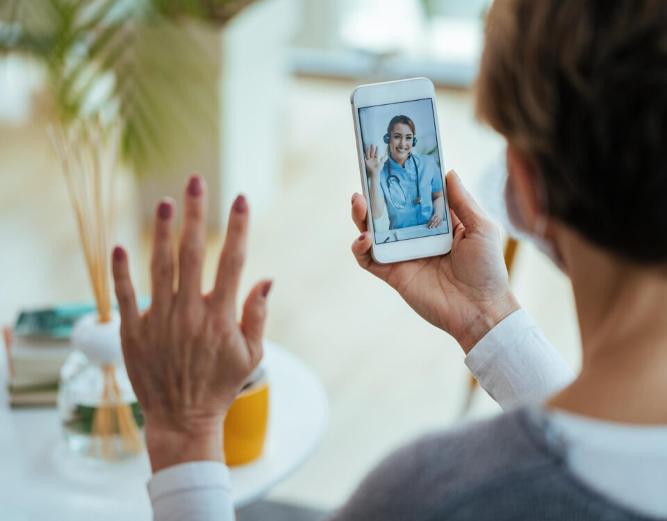 Impacto da experiência de usuário no engajamento online de saúde e bem-estar Impacto da experiência de usuário no engajamento online de saúde e bem-estar