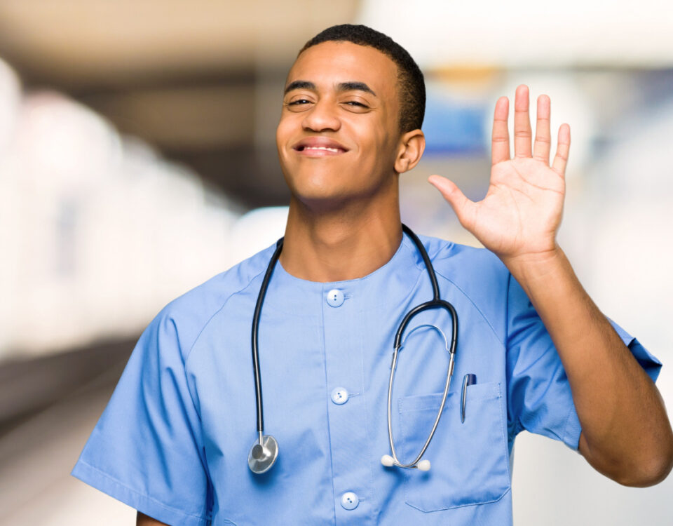 Comunicação em Libras no SUS: acolhimento efetivo