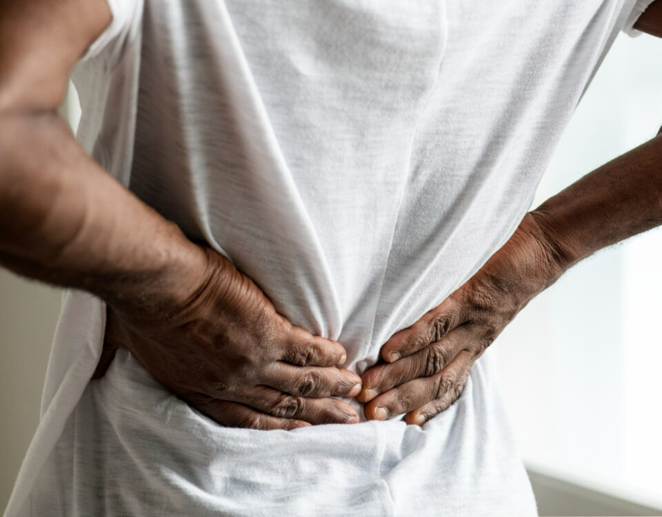 Especialista em hérnia: sinais que pedem avaliação