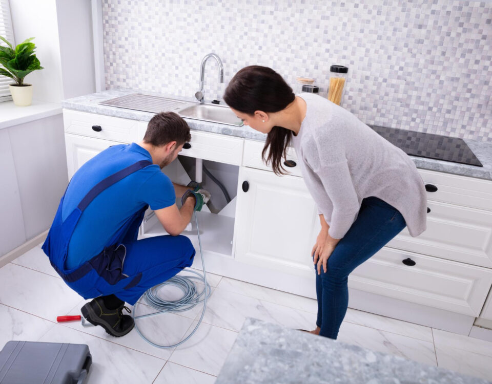 Entupimento e saúde: riscos invisíveis no esgoto