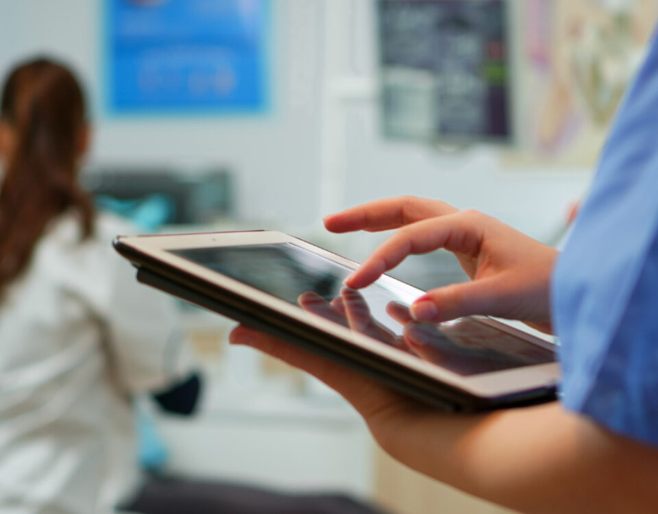 Como clínicas evitam perder prontuários digitais